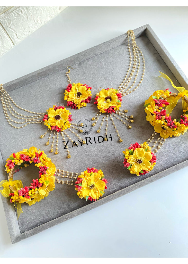 Yellow mehndi flower jewellery 