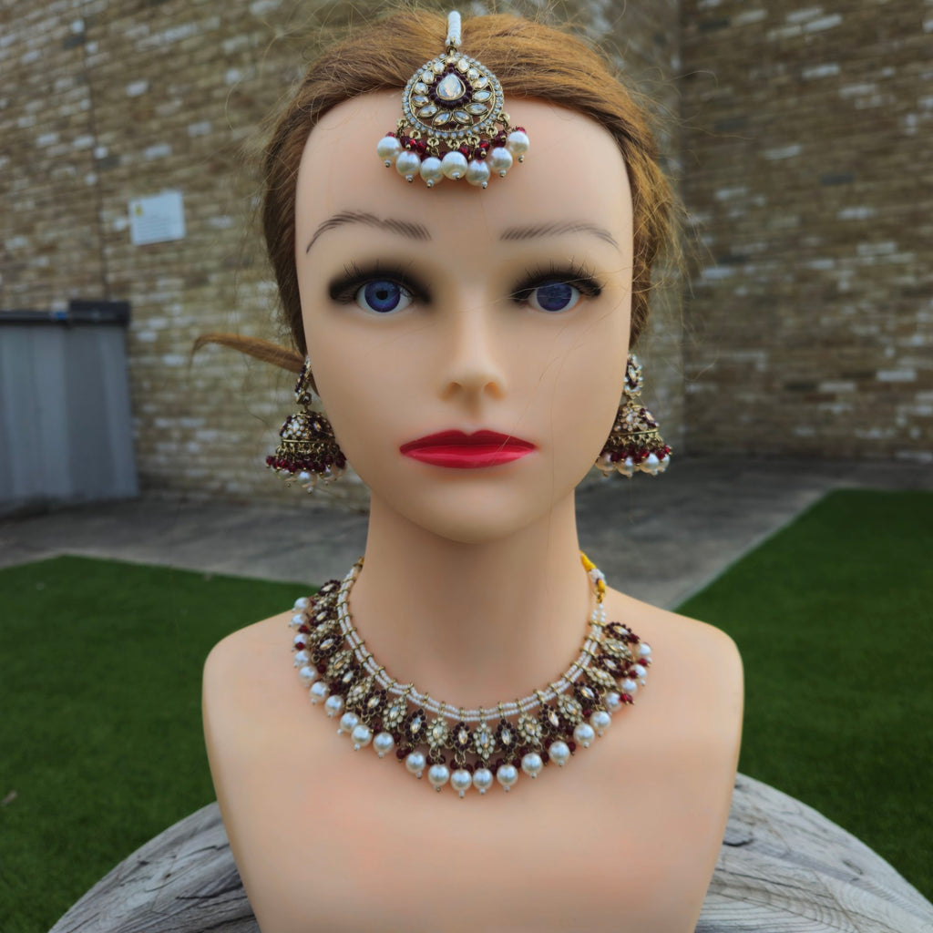 Traditional Indian jewellery 