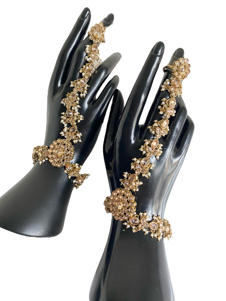 Gold hand harness 