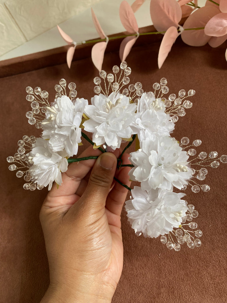 white flower hair pins