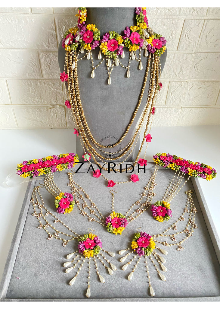 Artificial flower jewellery 