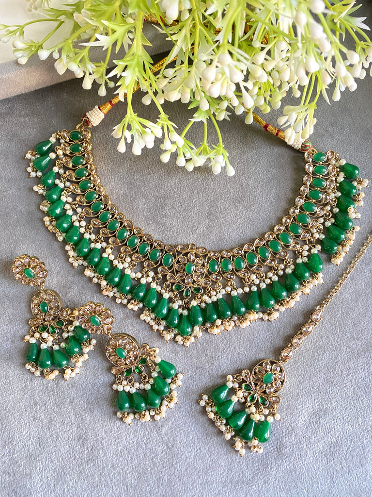Green asian necklace set