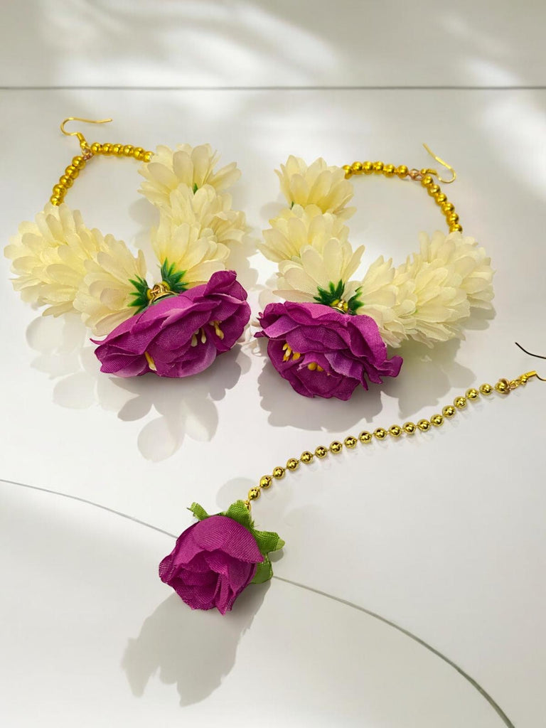 Flower tikka earrings 