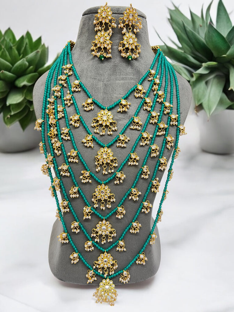 Green Asian necklace set 