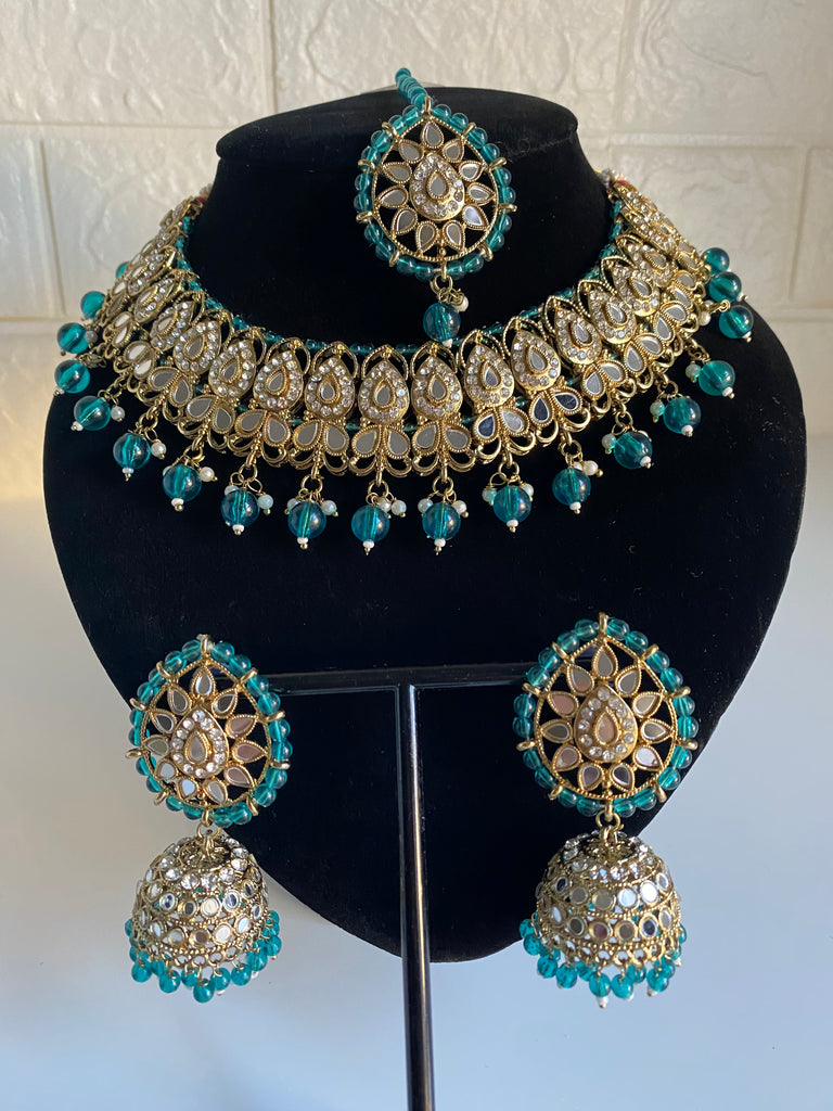 Green Indian necklace and earrings 