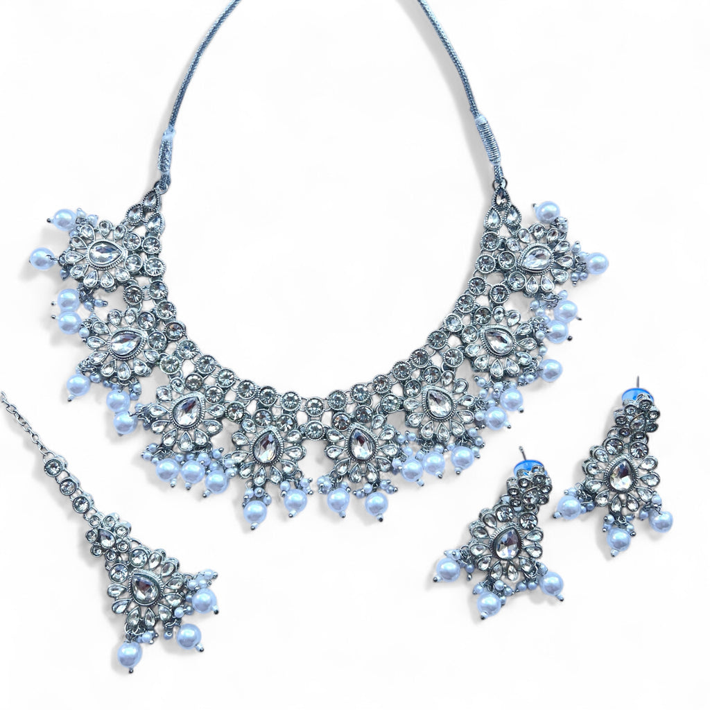 Silver Asian Necklace Set