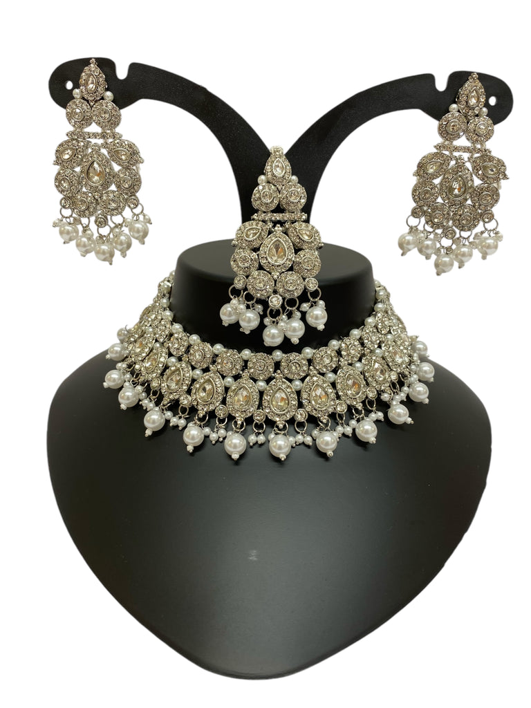 Asian necklace set for wedding