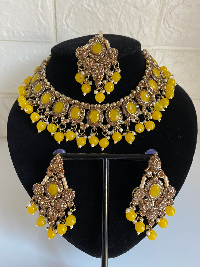 Yellow Indian necklace and earrings set