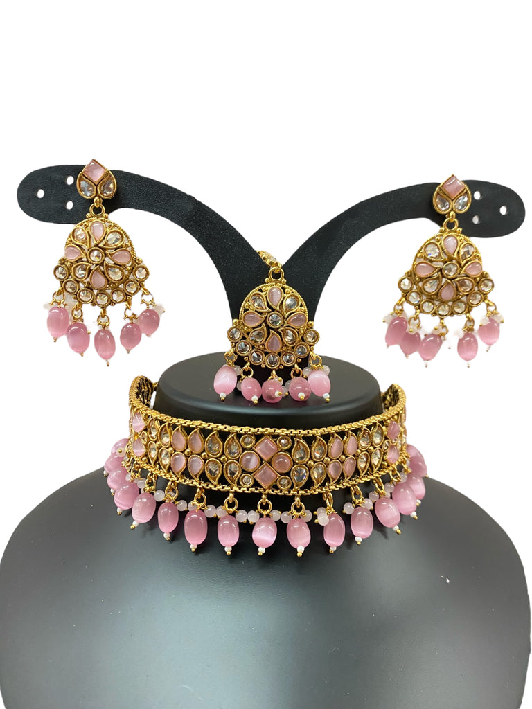 Kundan necklace tikka earrings 