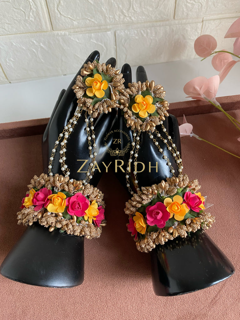 Asian mehndi flower jewellery 