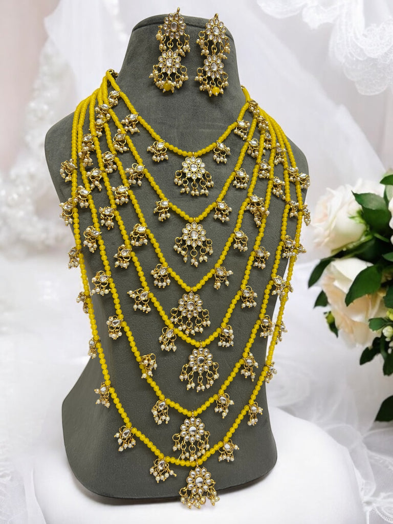 Long yellow jewellery set