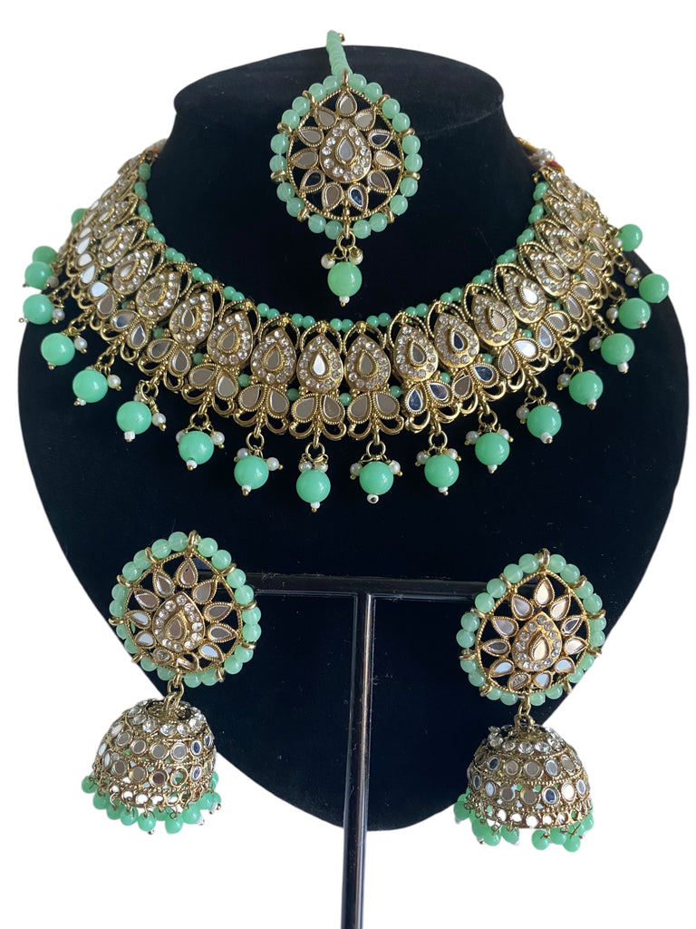 Indian jewellery set 