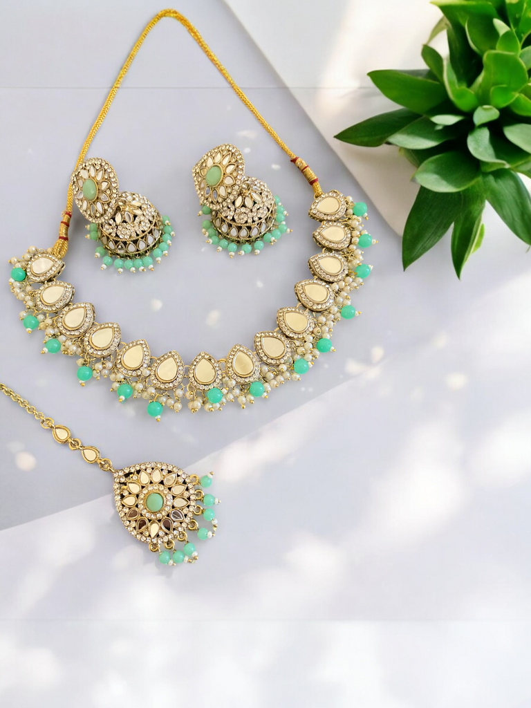 Indian jewellery set 