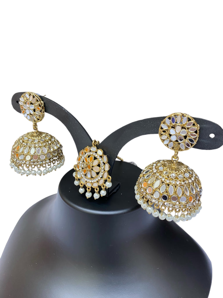 Indian gold jhumka and maang tikka set