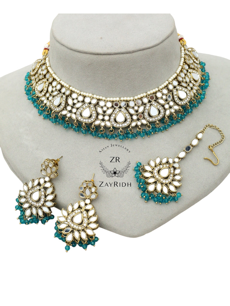 Green Asian Necklace Set 