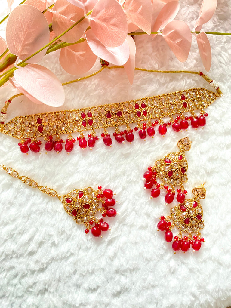 Arzo Red Choker Set