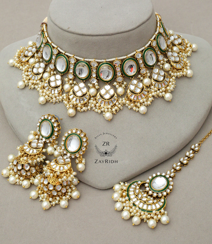 white jewellery set