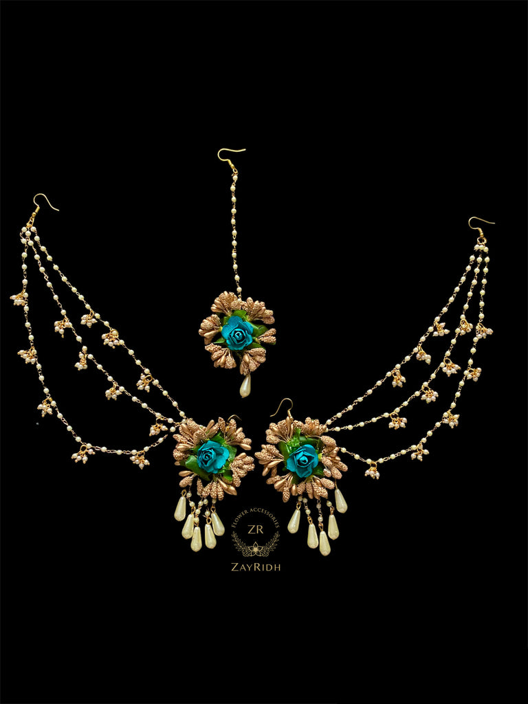 Sneha Green Earrings Tikka Set