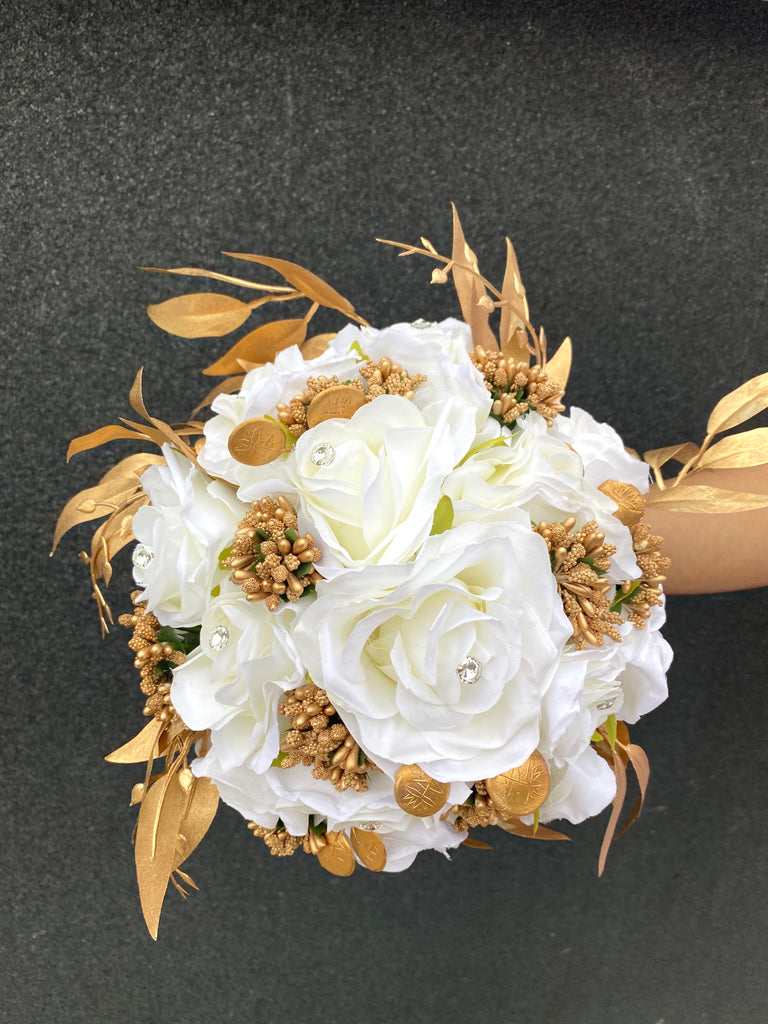 white Bridal Flower Bouquet
