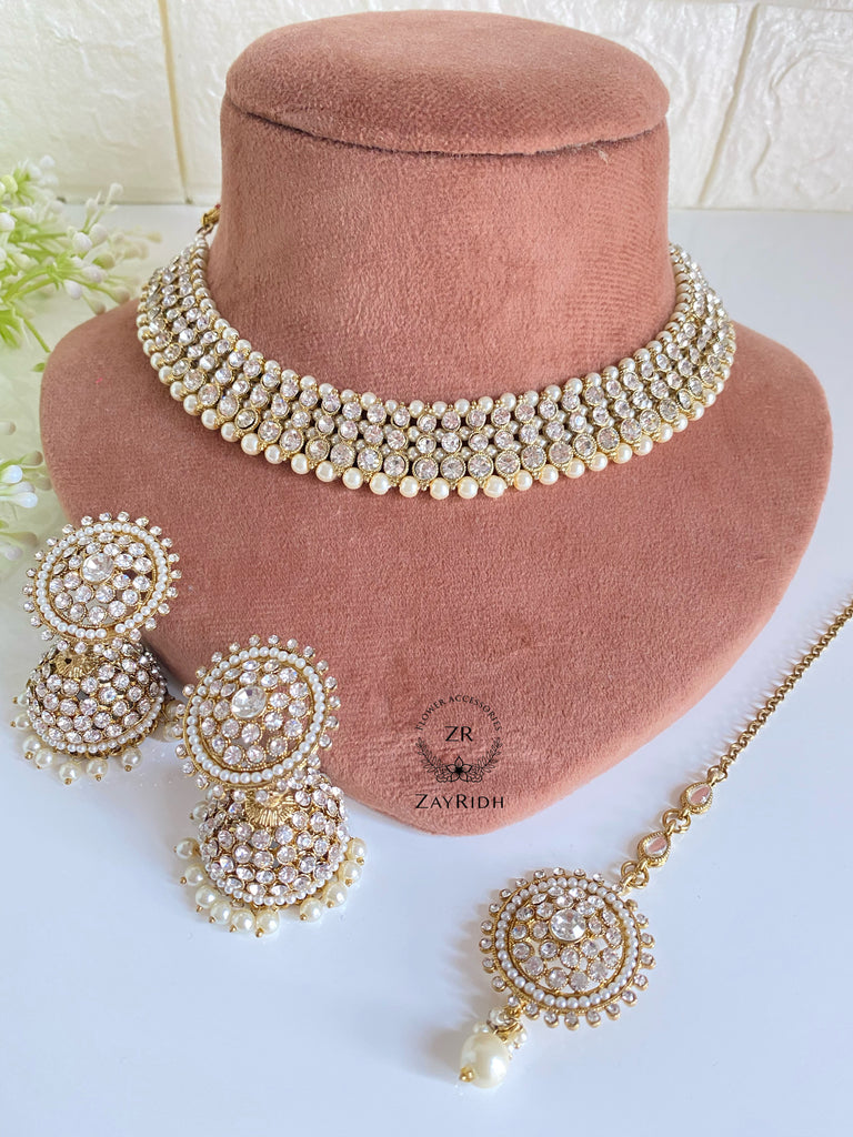 Gold Asian necklace set