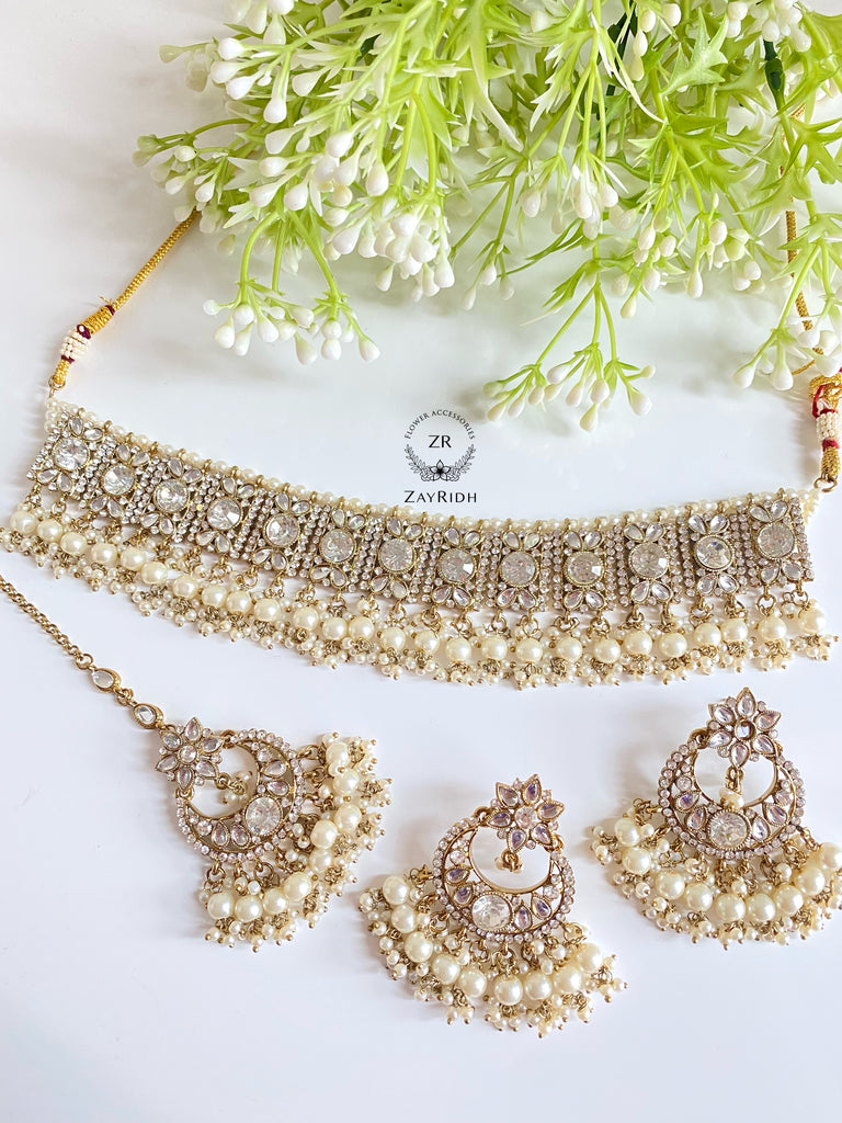 Necklace choker set white