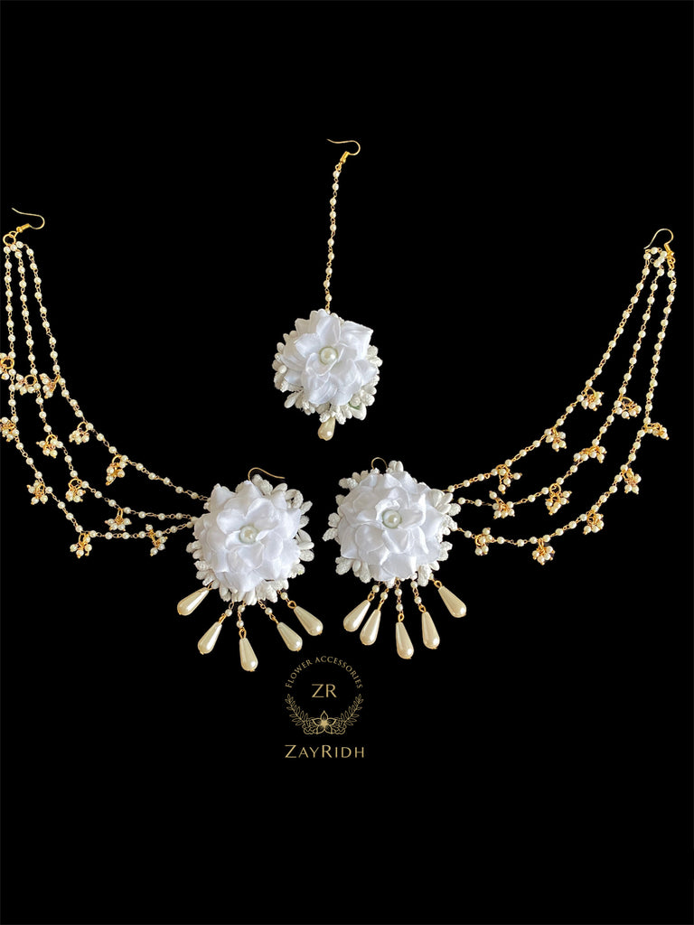 Sita White Earring Tikka Set