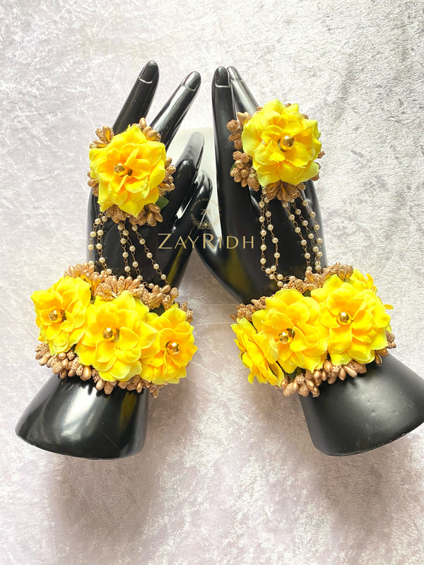 Ayaat Yellow Flower Bracelets