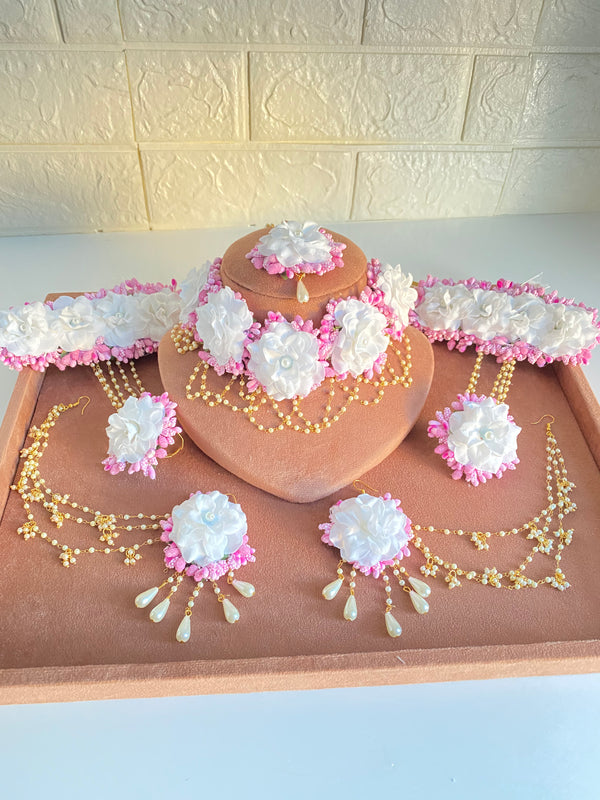White  Pink Necklace Set
