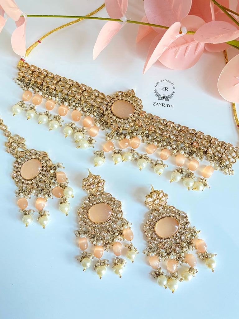 Peach kundan tikka earring necklace set 