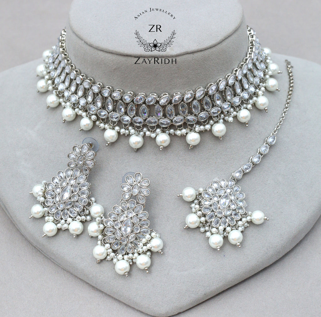 white necklace set