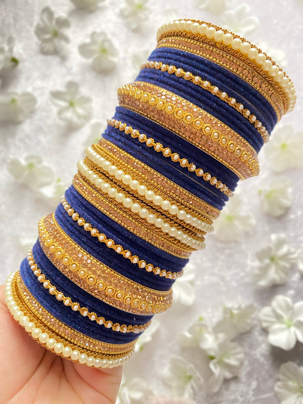 Pearl Navy Bangle Set