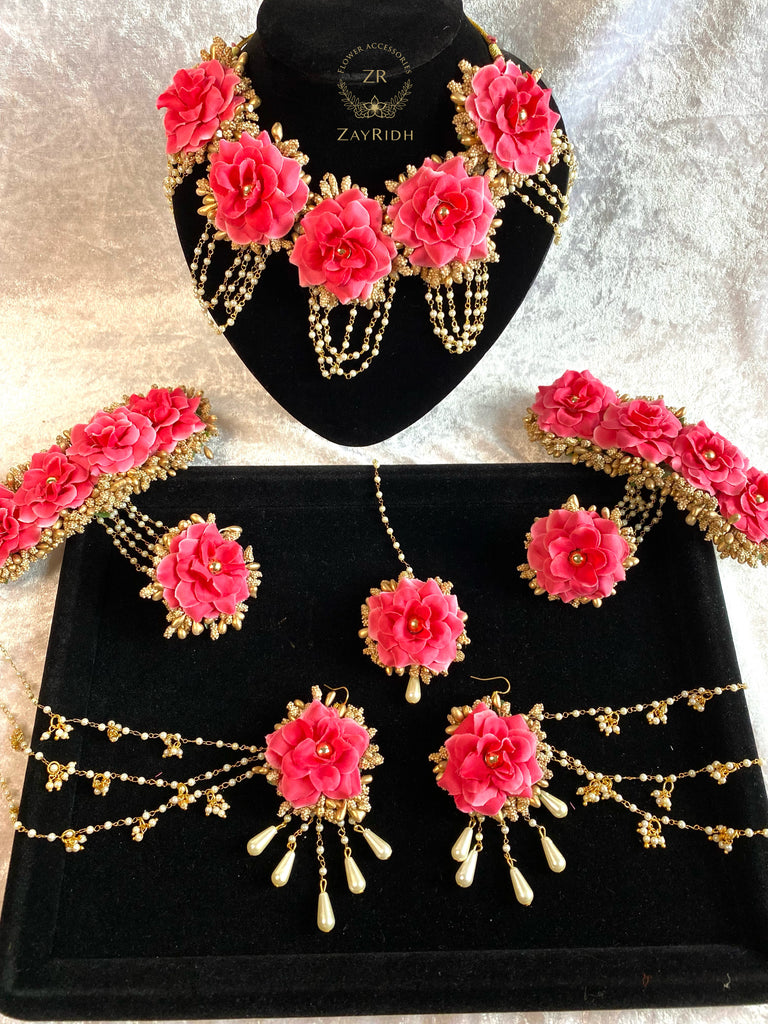 Choker Necklace Set